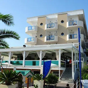 hotel-vienna-cattolica.emilia-romagnahotels.net/