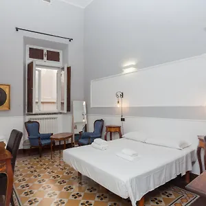 Affittacamere Palazzo Del Duca Piazza Navona, Roma